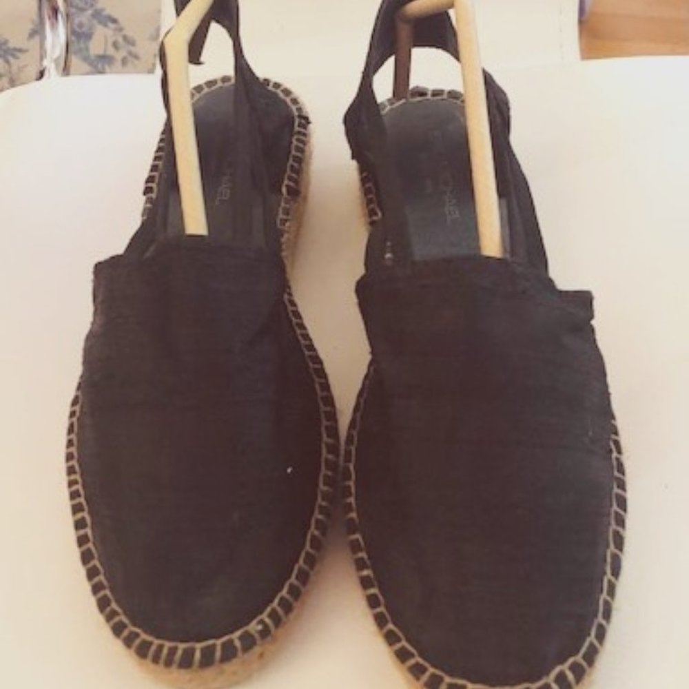 Eric Micheal Artesania Black Espadrilles size 41 Never worn!